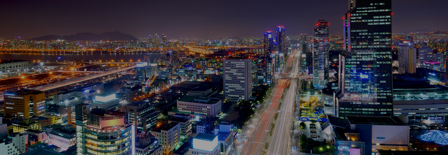 Infraestrutura urbana, vias de circulação e edifícios em contexto de mobilidade